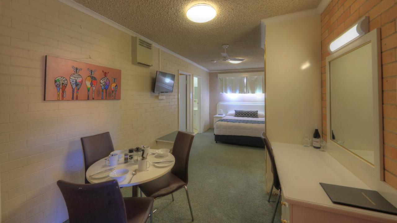 Cousins Motor Inn Inverell Exterior foto