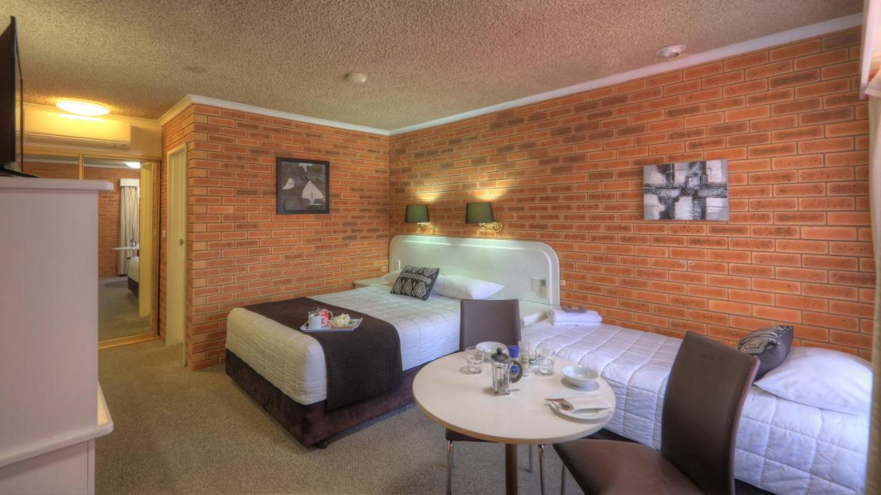 Cousins Motor Inn Inverell Exterior foto